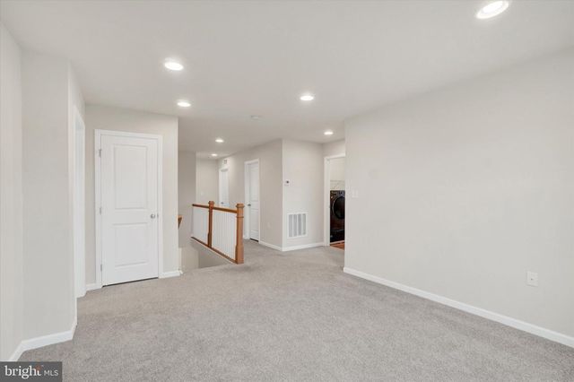 141 MOOREFIELD ST, Mechanicsburg, PA 17055