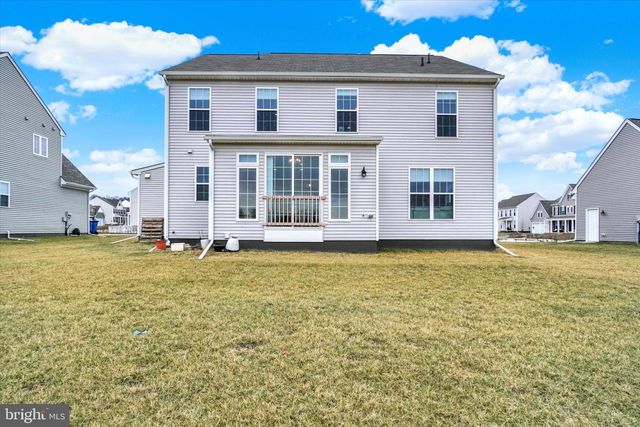 141 MOOREFIELD ST, Mechanicsburg, PA 17055