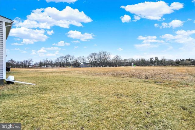 141 MOOREFIELD ST, Mechanicsburg, PA 17055