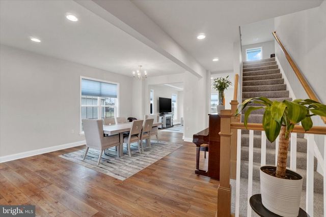 141 MOOREFIELD ST, Mechanicsburg, PA 17055