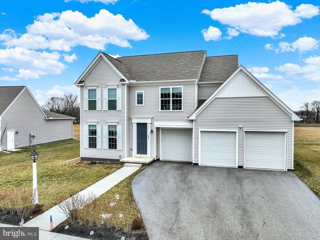 141 MOOREFIELD ST, Mechanicsburg, PA 17055