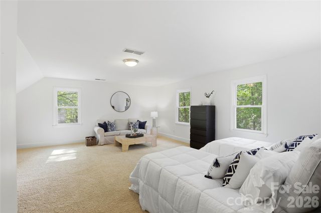 8200 Asheley Glen Drive, Mint Hill, NC 28227