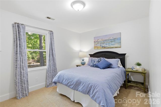 8200 Asheley Glen Drive, Mint Hill, NC 28227