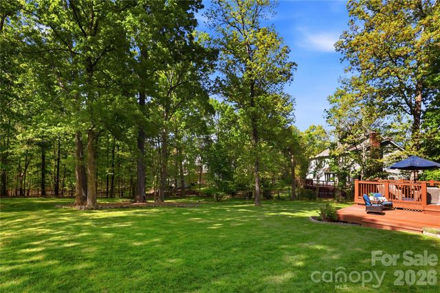 8200 Asheley Glen Drive, Mint Hill, NC 28227