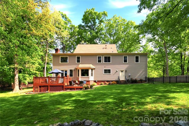 8200 Asheley Glen Drive, Mint Hill, NC 28227