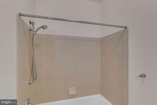222 MASTERSON CT, Ewing, NJ 08618