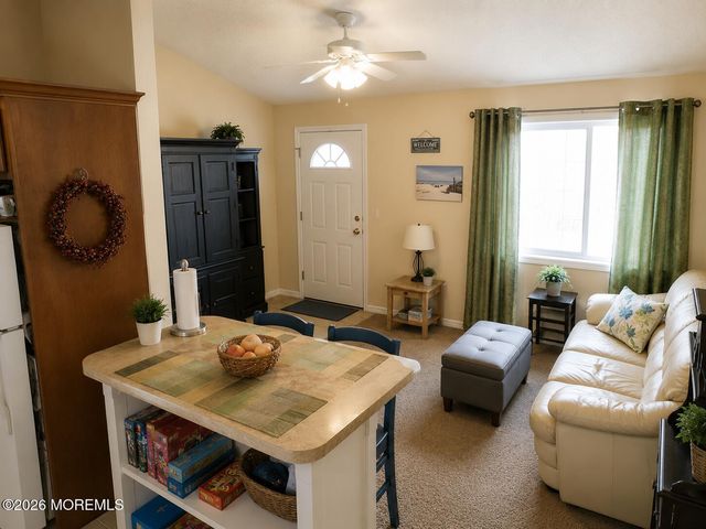 15 Starboard Way, Waretown, NJ 08758