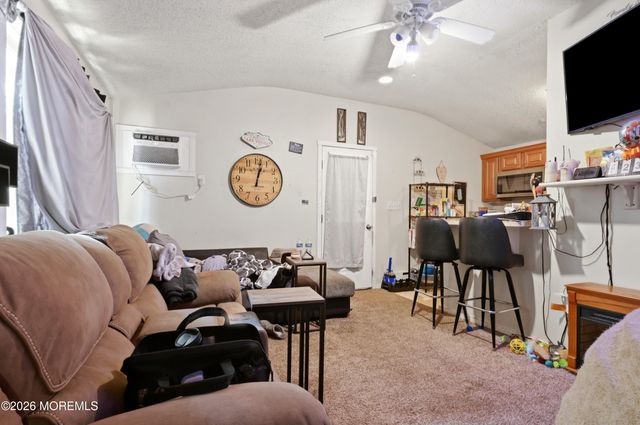 15 Starboard Way, Waretown, NJ 08758