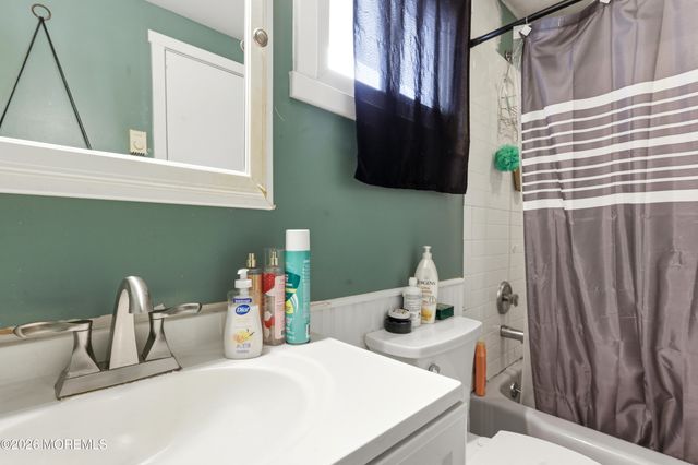 15 Starboard Way, Waretown, NJ 08758