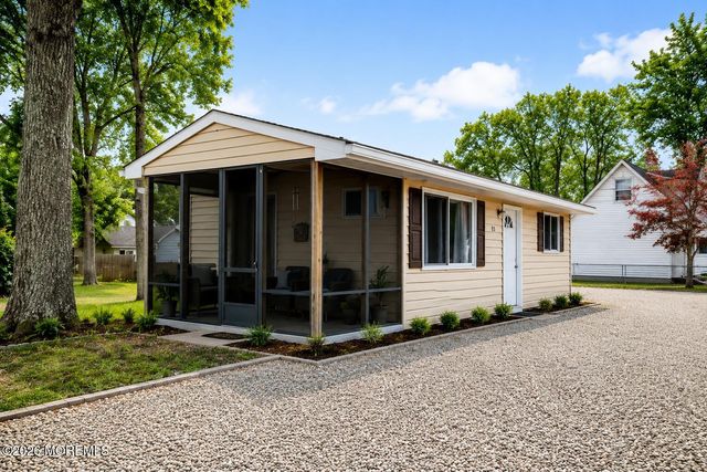 15 Starboard Way, Waretown, NJ 08758