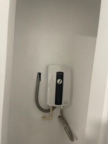 3890 Lakewood Road 1, Palm Springs, FL 33461