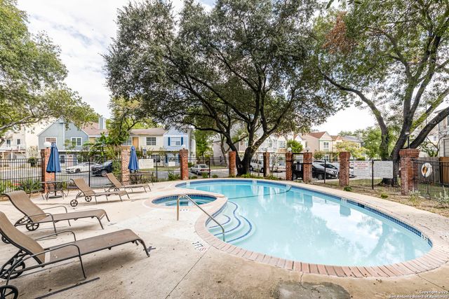12215 Magnolia Blossom, San Antonio, TX 78247