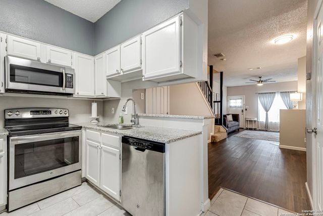12215 Magnolia Blossom, San Antonio, TX 78247