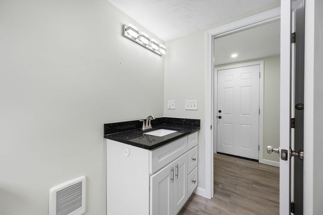 26 Progressive, Worcester, MA 01604