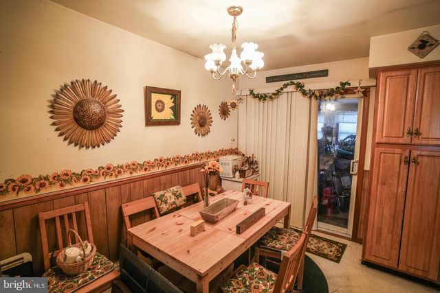 1935 OGDEN DR, Blakeslee, PA 18610