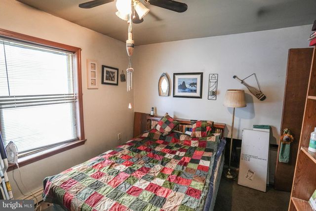 1935 OGDEN DR, Blakeslee, PA 18610