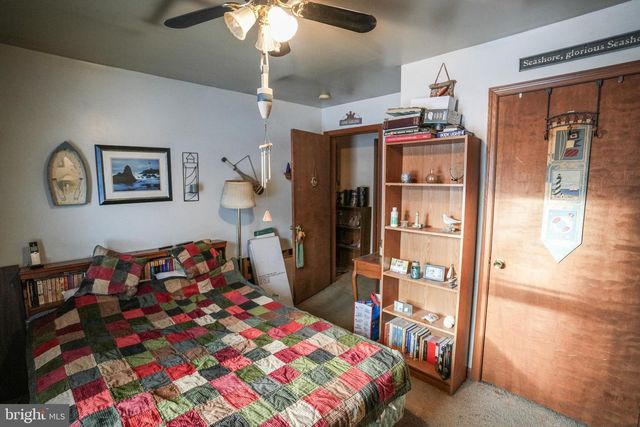 1935 OGDEN DR, Blakeslee, PA 18610