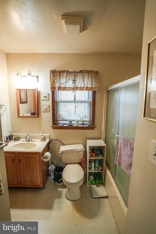 1935 OGDEN DR, Blakeslee, PA 18610