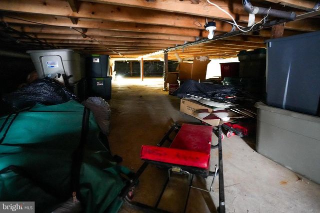 1935 OGDEN DR, Blakeslee, PA 18610