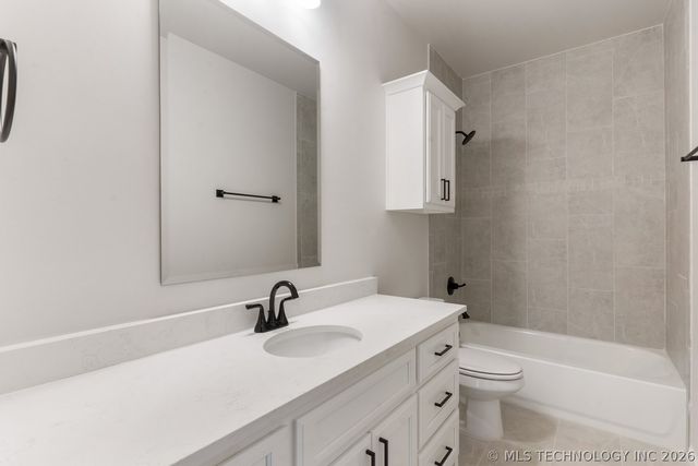 14230 S Delaware Place S, Bixby, OK 74008