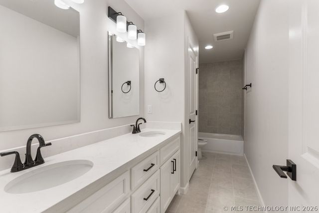 14230 S Delaware Place S, Bixby, OK 74008