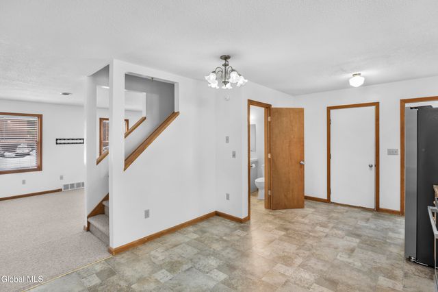 13 Smoke Ridge Road, Queensbury, NY 12804