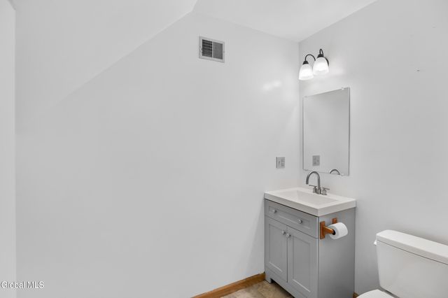 13 Smoke Ridge Road, Queensbury, NY 12804