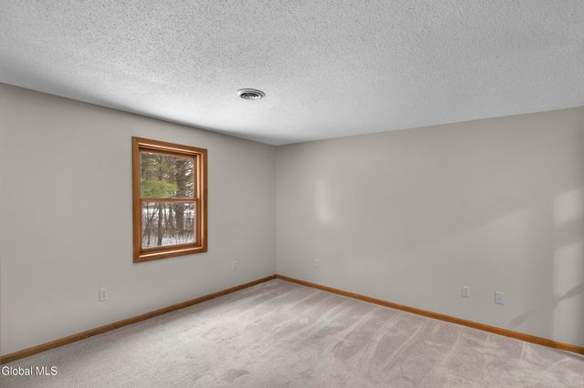 13 Smoke Ridge Road, Queensbury, NY 12804