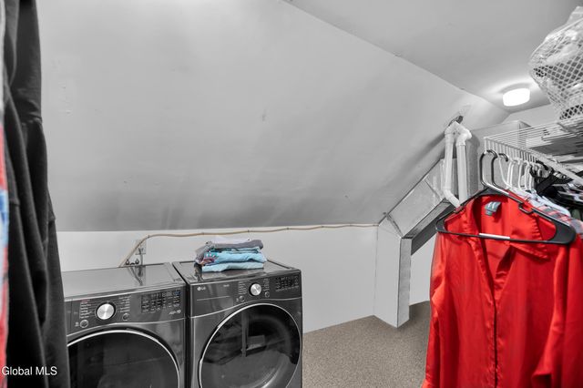 13 Smoke Ridge Road, Queensbury, NY 12804