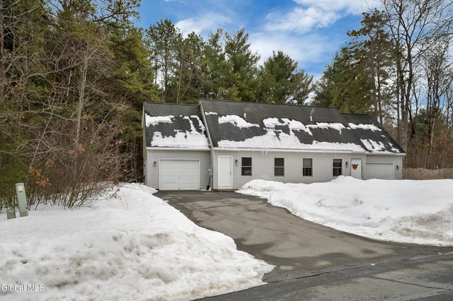 13 Smoke Ridge Road, Queensbury, NY 12804