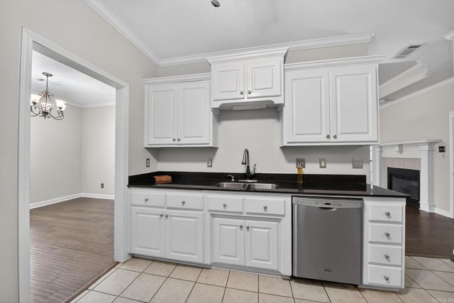 14 Jonathon, Cabot, AR 72023