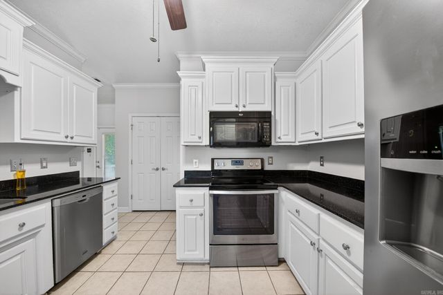 14 Jonathon, Cabot, AR 72023