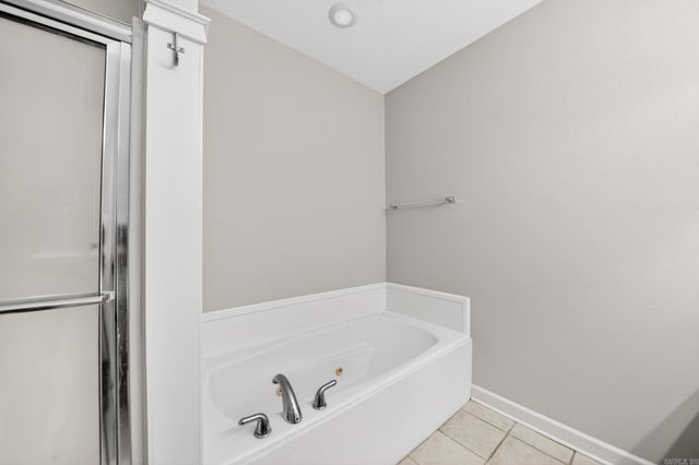 14 Jonathon, Cabot, AR 72023