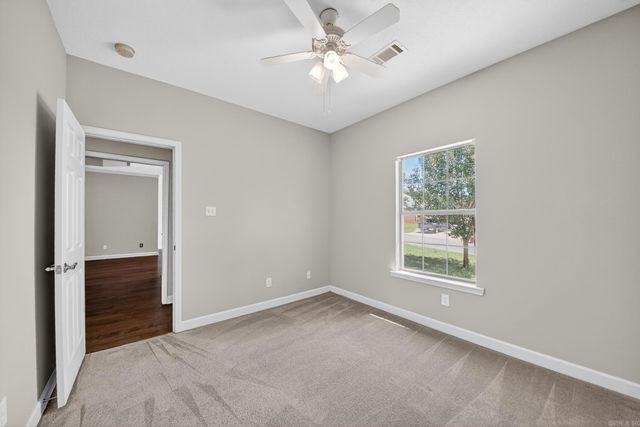 14 Jonathon, Cabot, AR 72023