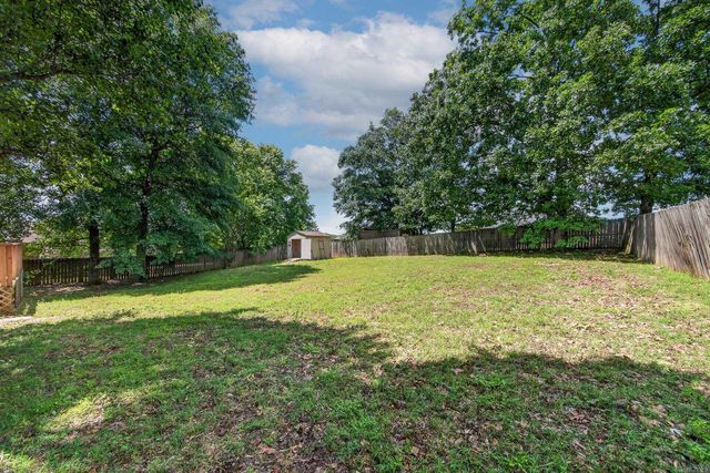 14 Jonathon, Cabot, AR 72023