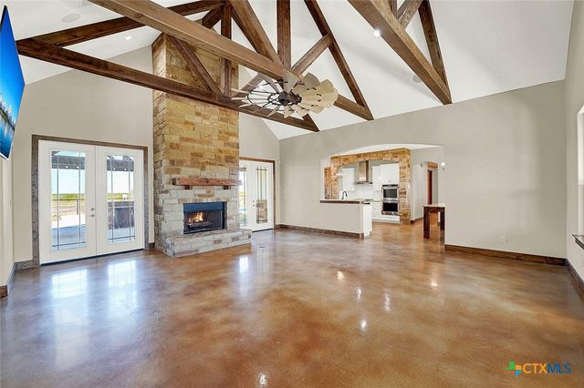 3498 County Road 215, Falls City, TX 78113