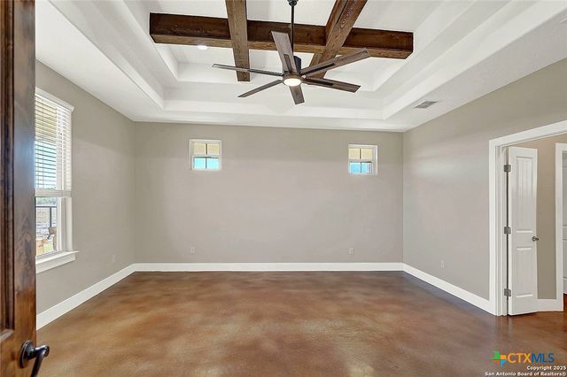 3498 County Road 215, Falls City, TX 78113