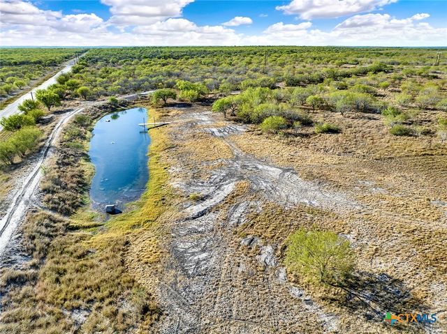 3498 County Road 215, Falls City, TX 78113