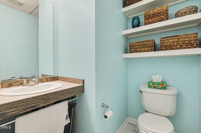 4204 Loch Harbour Lane, Raleigh, NC 27606