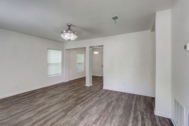 1738 Oak Hill Circle, Dallas, TX 75217