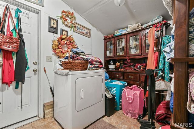 4033 Lakewood Drive, De Soto, MO 63020