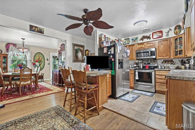 4033 Lakewood Drive, De Soto, MO 63020