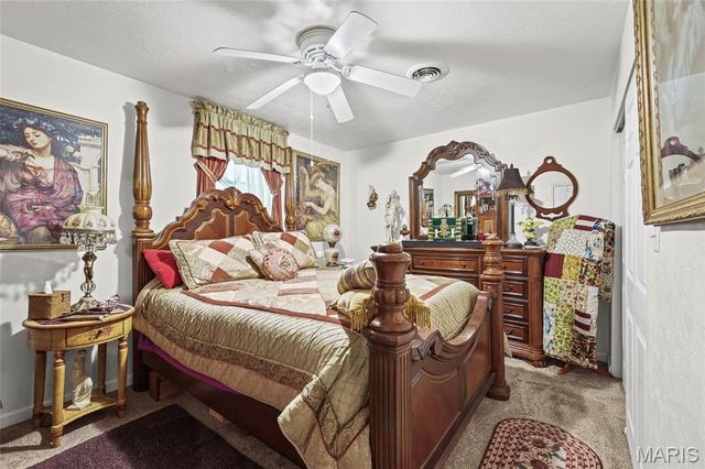 4033 Lakewood Drive, De Soto, MO 63020