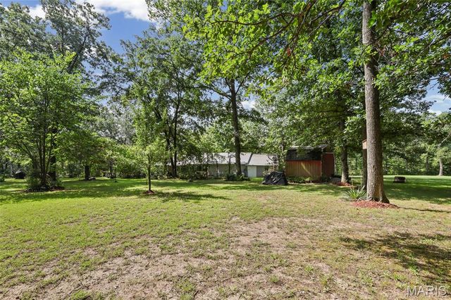 4033 Lakewood Drive, De Soto, MO 63020