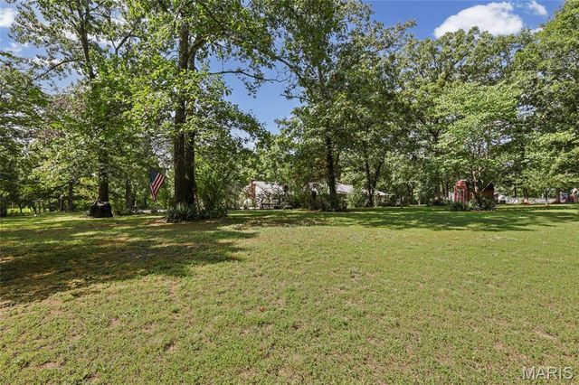 4033 Lakewood Drive, De Soto, MO 63020
