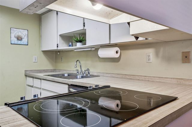 474 LAKEVIEW DRIVE 28, Palm Harbor, FL 34683