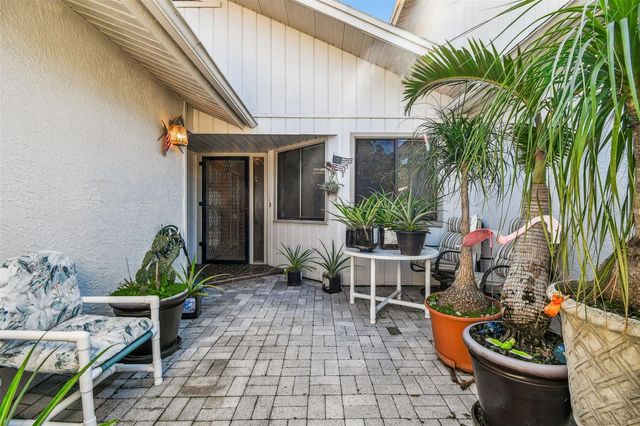 474 LAKEVIEW DRIVE 28, Palm Harbor, FL 34683