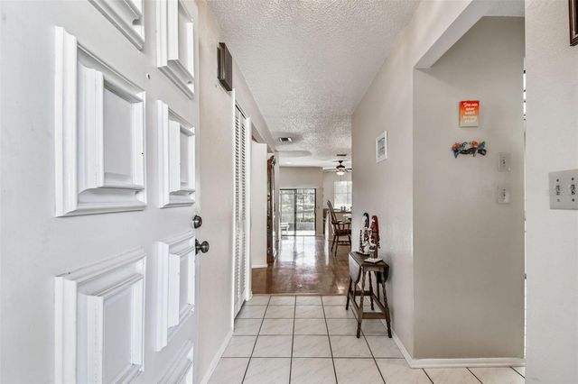 474 LAKEVIEW DRIVE 28, Palm Harbor, FL 34683