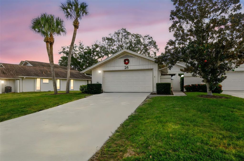 474 LAKEVIEW DRIVE 28, Palm Harbor, FL 34683