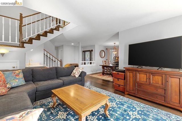 724 Winterside Circle, San Ramon, CA 94583